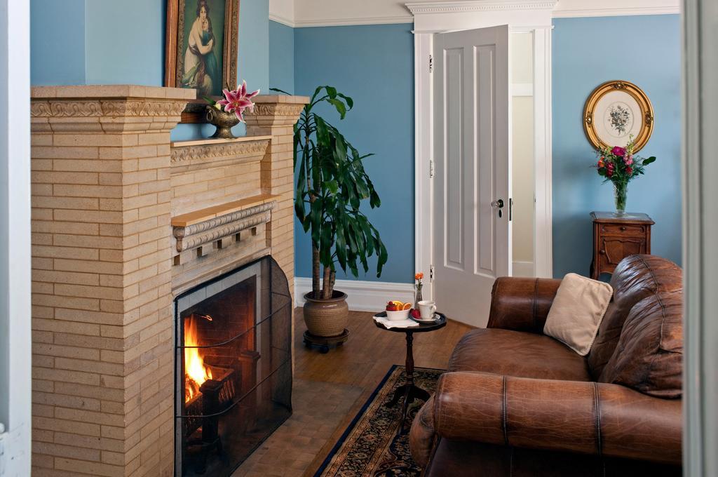 Old Rittenhouse Inn Бейфілд Номер фото