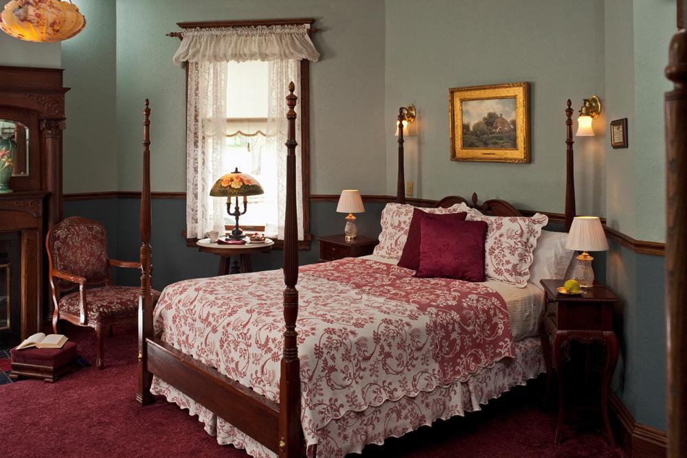 Old Rittenhouse Inn Бейфілд Екстер'єр фото